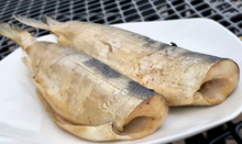 Load image into Gallery viewer, Smoked Herring - 1.5 LB.
